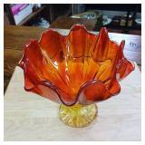 Soda Lime Vintage Flower Petal Pattern dish