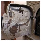 Manufactured 12/12/12  Antique NCR National Cash Register 1064 G