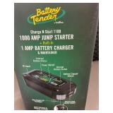 Battery Tender Charge N Start 1100 - 1000 AMP Jump Starter 2-In-1 + 1A Battery Charger & Maintainer