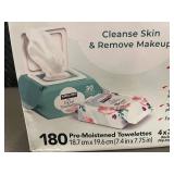 Kirkland Signature Daily Facial Towelettes - 180 Count