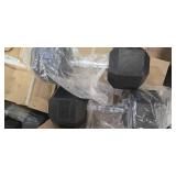 Lot of a pair of 15 LB Rubber Hex Dumbbells ( NEW)