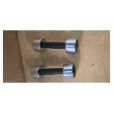 Lot of a pair of 8LB Metal Dumbbells ( NEW)