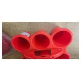 A breadbasket of 4 (New) and a 6-cup Caddy (NEW)