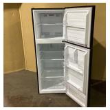 Vissani 10.1 cu. ft. Top Freezer Refrigerator in Black, Garage Ready