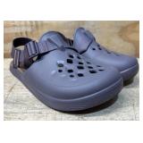 Chaco Women s size 11