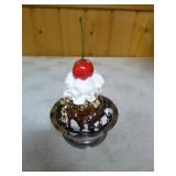 Novelty Imitation Drive-In Food Items