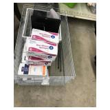 METAL CRATE AND COTTON GAUZE SPONGES