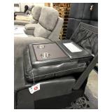 MIDDLE SECTION OF A SECTIONAL