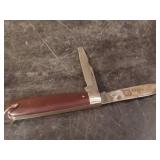 5 Pocket knives in good conditioin Forest-Master, Sabre, Colonial Some very Old!!