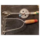 Vintage Kitchen Ware with Nice Vintage Bowl