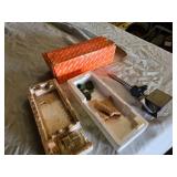 Mitutoyo 7010 S Magnetic Base with Accessories