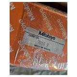 Mitutoyo 7010 S Magnetic Base with Accessories