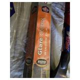 Lot including Bosch MicroEdge Wiper Blades sizes 22 and 17 and Telescopic Ceiling Broom with Accessories