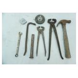 Hand Tools Lot: hammer, nippers, pry bars, wrench, tape measures