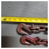 Heavy-duty Chains with Hooks Longest is over 16