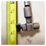 A/C Recharge Air Hose Assembly with Gauge