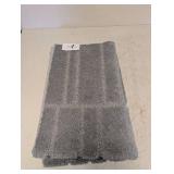 NEW THRESHOLD WASHABLE ACCENT RUG (GRAY) 30”x46”