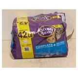 SCOOP AWAY VALUE SIZE CLUMPING CAT LITTER 42LB