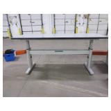 BOSTON HEIGHT ADJUSTABLE TABLES