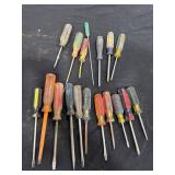 Lot of 20 Assorted Screwdrivers