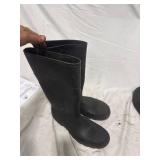 Black Rubber Rain Boots