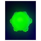 VINTAGE FENTON GREEN CUSTARD SATIN URANIUM GLASS BASKET WEAVE RUFFLED BOWL GLOWS!