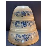 Vintage PYREX Homestead Nesting Mixing Bowls Set (3-Piece) - Blue Floral Speckled Tan 1970s