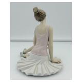 Vintage NAO by Lladró "Dancer Rested" (or "Sitting Ballet Dancer") Porcelain Figurine #02001175