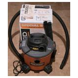 LL-S - RIDGID 9-Gallon Wet/Dry Shop Vacuum WD09700 with Accessories and Box