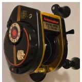 LL-FR - Abu Garcia Ambassadeur Ultra Mag XL Plus Baitcasting Reel with Manual