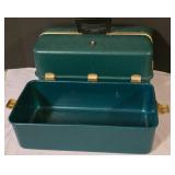 LL-FR - UMCO 1000UPB Large Green Tackle Box with Assorted Fishing Tackle