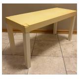 BR2 - Vintage Plastic Table