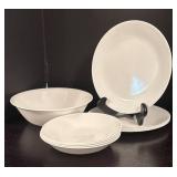 LR - Corelle White Dinnerware Set with 4 Plates, 4 Bowls and 1 Serving Bowl