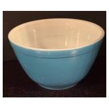 K - Vintage Corning Ware 2.5 Qt Casserole Dish and 2 Vintage Blue Pyrex Mixing Bowls