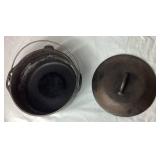 Cast Iron Collection - 3 Lodge Skillets with lid and No 8 Dutch Oven with Lid