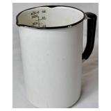 Vintage Enamelware Hanging Milking Pail with Spout and 1000 ml Measuring Jug