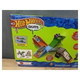 Hot Wheels Skate Tony Hawk Aquarium & Arcade Skatepark Bundle - Brand New