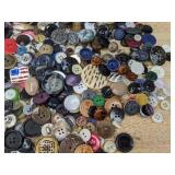 Buttons - Assorted Plastic, Metal & Shell, Mixed Sizes *P