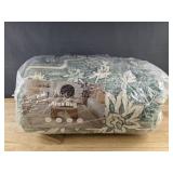 8 ft x 10 ft Floral Teal Area Rug - Brand New *L