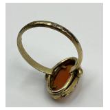 Vintage Cameo Ring Size 5.25 with Gold Tone Band