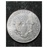 1988 AMERICAN SILVER EAGLE 1 TROY OZ .999 FINE SILVER