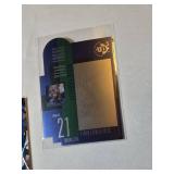 Lot of 5 Kevin Garnett Basketball Cards including Holo and Showtime Editions