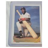 Kirby Puckett 1993 Topps Gold #200 - Minnesota Twins Baseball Card