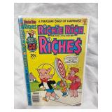 Lot of 8 Richie Rich Comics