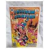 Lot of 10 Vintage Comics