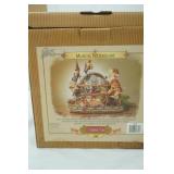 Santa Claus Musical Waterglobe (working condition unknown)