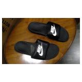 Nike Benassi Just Do It Mens Sliders black and white size 13