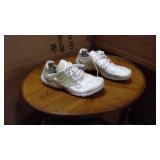 Nike Air Presto Essential Triple White size 13