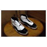 Nike Air Jordan 11 Retro Concord size 13