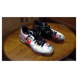 Nike KD 8 Christmas color scheme size 13